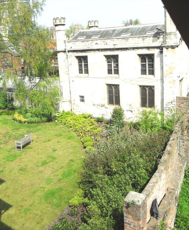 11 Talbot Court Apartment York Cameră foto